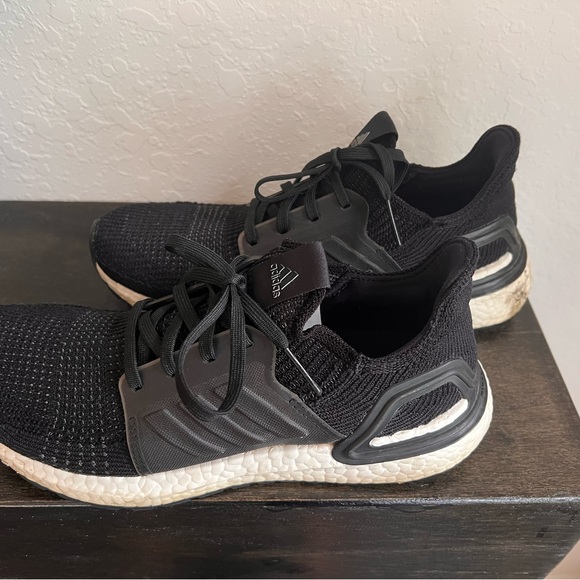 Adidas Ultraboost Black size 9 - used - Picture 6 of 6